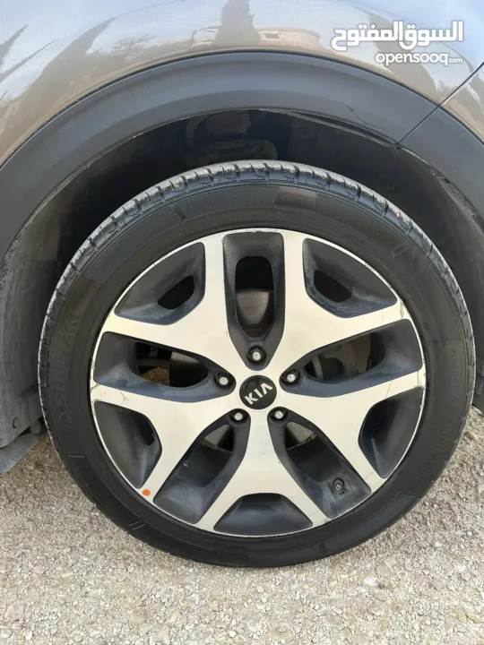 كيا سبورتاج فل الفل Gt مختم 2000ديزل 4*4 غرفة بني بنوراما سعرر حررررق