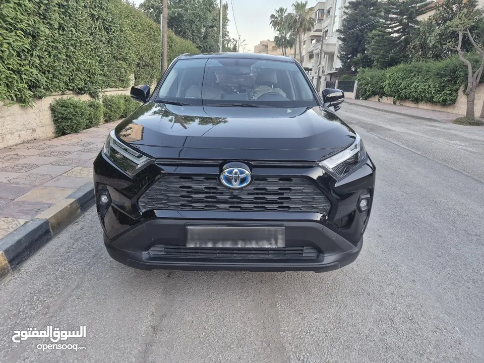 RAV4 2022 XLE Basic