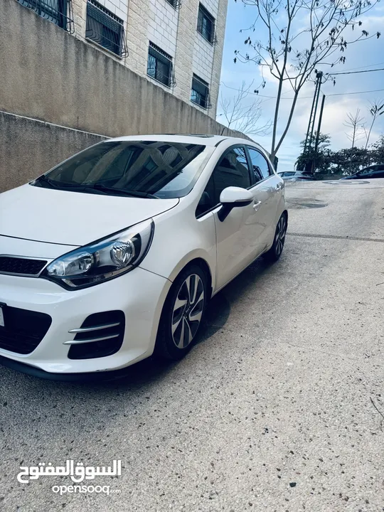 كيا برايد فل الفل اضافات بصمه وفتحة سقف اصل برايفيت عداد 54 الف