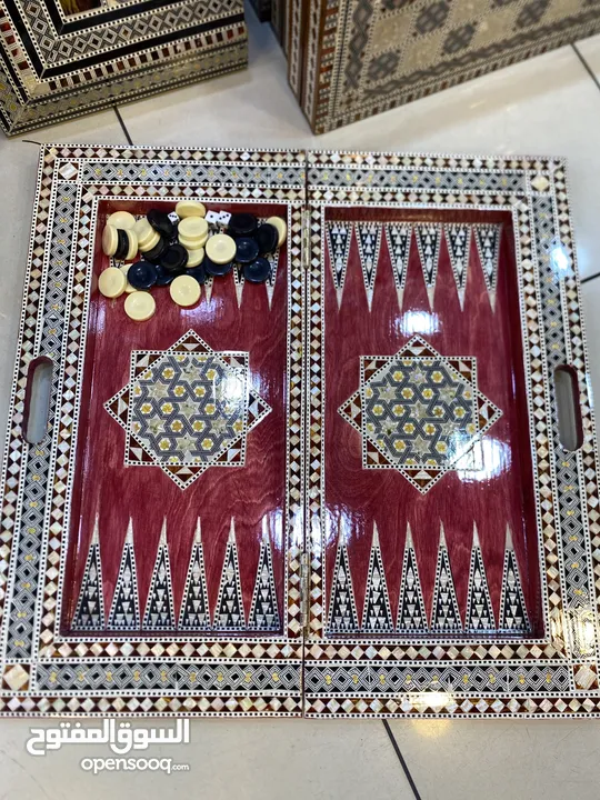 طاولة زهر صدف يدوي