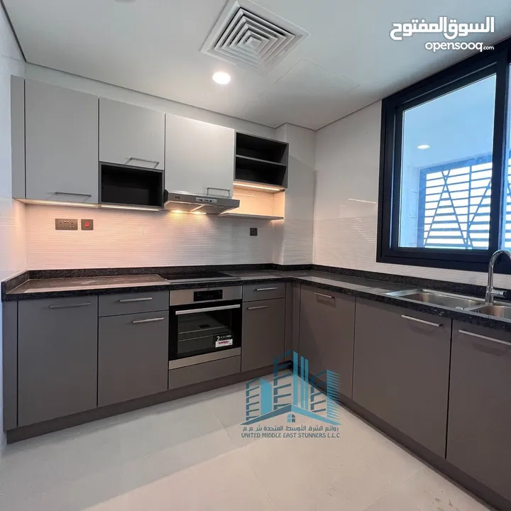 BRAND-NEW 2 BR APARTMENT / شقة جديدة أول ساكن في الموج