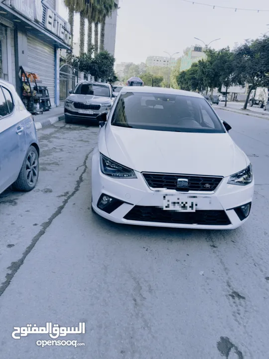 سيت ابيزا للبيع موديل 2022 SEAT lbizaFR بحالة الوكالة دهان شركة عداد قليل
