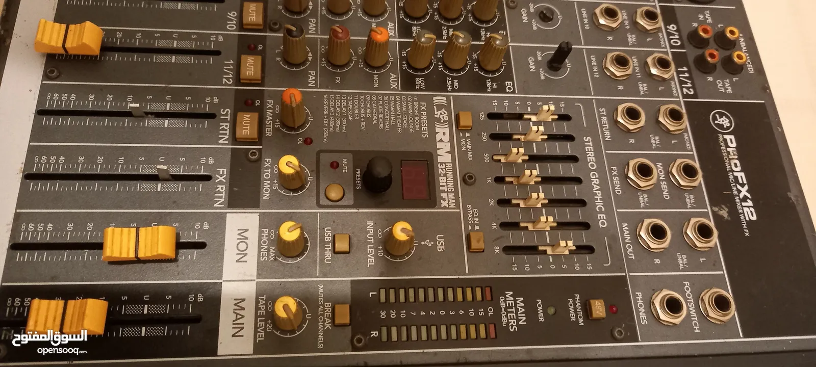 Mackey profx12 mixer