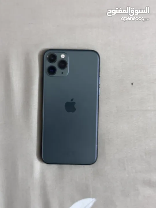 آيفون 11 pro