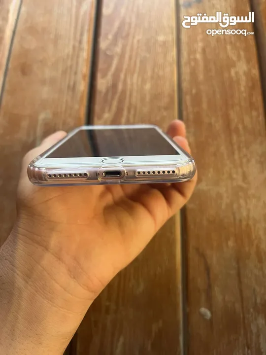 ايفون سفن بلاس للبيع
