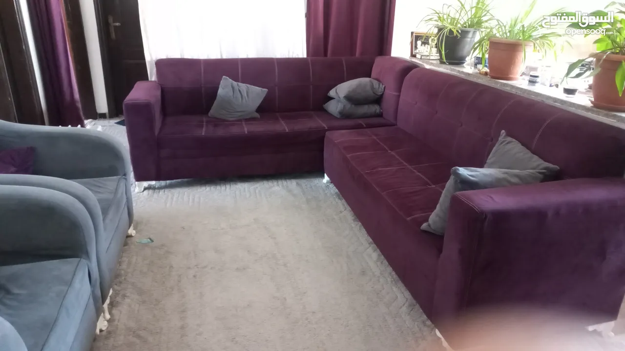 كورنر مستعمل بحالة جيدة للبيع