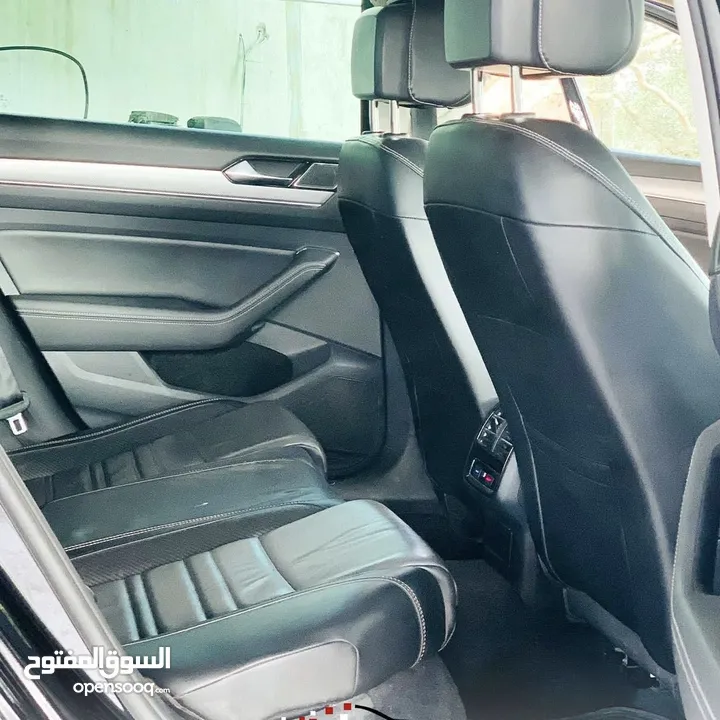 باسات R line بحالة الوكالة