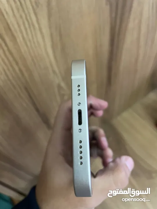 iPhone 13 (128 gb) 86%  أيفون 13 بطاريات عالية بحالة الوكالة   New apple airpods 4