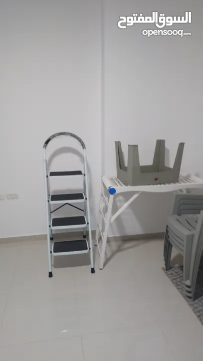 شقة للإيجار بالارسال طابق ثالث