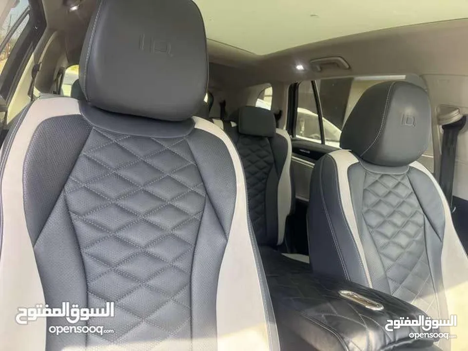 VOLKSWAGEN ID6 CROZZ