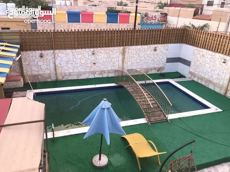 شاليه للبيع او البدل  شاليه مميز  في الغور قرب البحر الميت للبيع او البدل على شقه او ارض في عمان