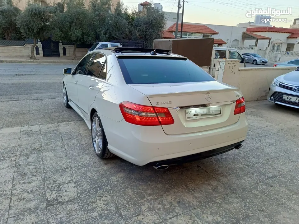 Mercedes-Benz E200 CGI AMG 2011 - Full Option‎مرسيدس بنز E200 CGI AMG 2011 - فل أوبشن - بحالة ممتازة