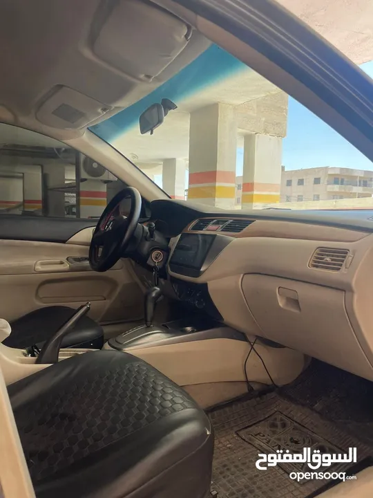 ميتسوبيشي لانسر GLX وارد خليجي اصلي