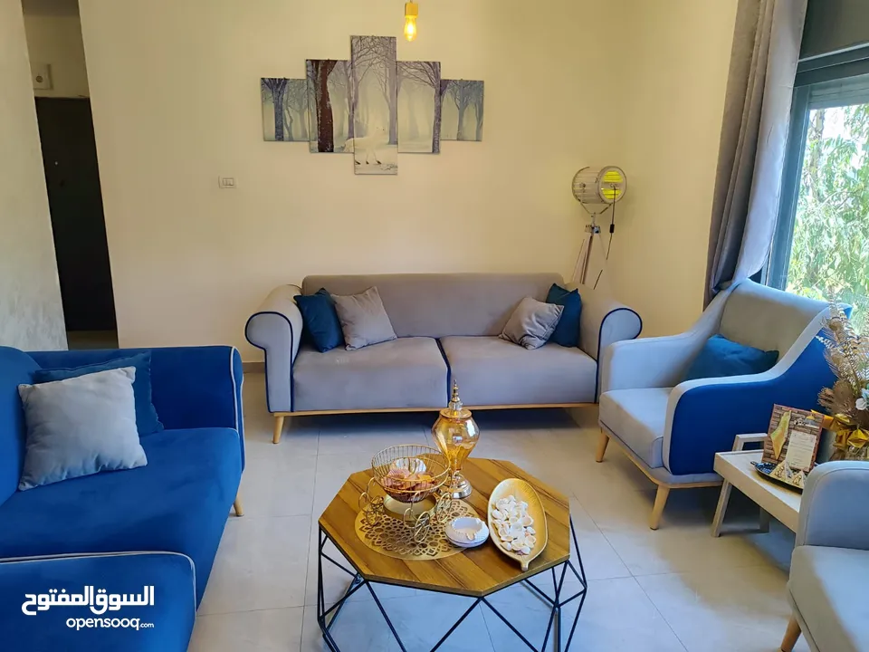 شقة للبيع في منطقة جفنا قرب المسجد