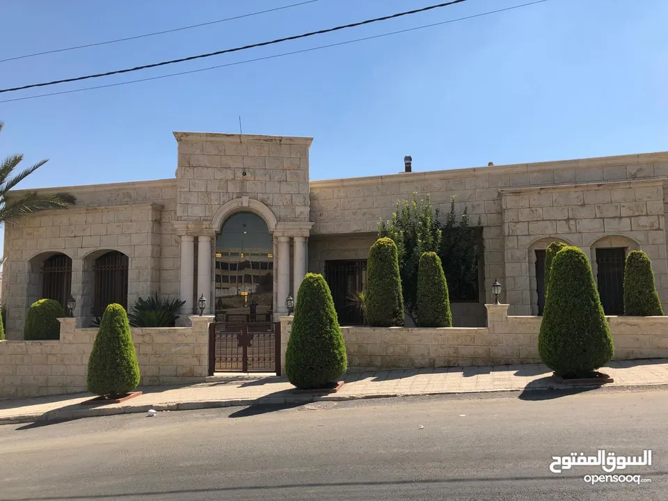 فيلا مفروشه للايجار في عبدون ( Property 40254 )-175089630