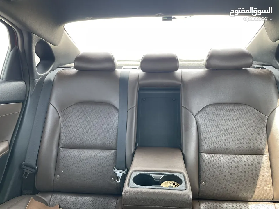 Kia K3  فل كامل 2019 مواصفات خاصة اعلى صنف من فئتها باسم مستورد ترخيص سنة كاملة رقم مميز