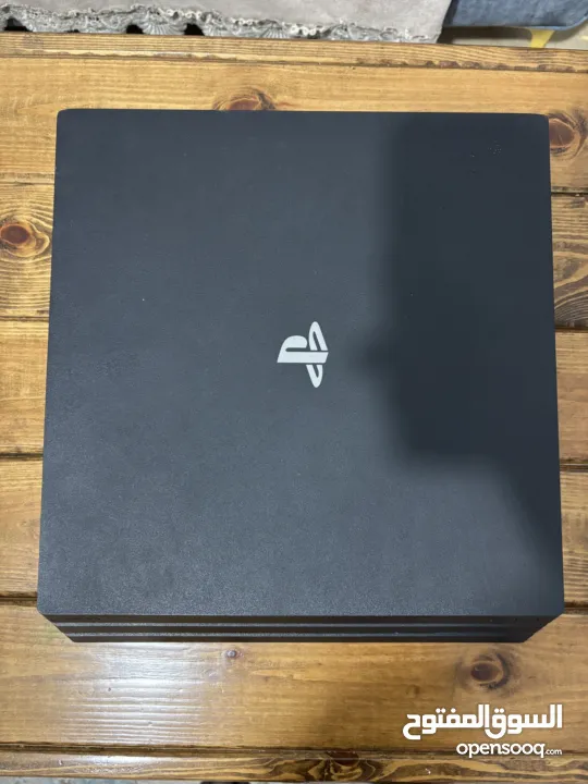 Ps 4 pro  بلايستيشن 4 برو