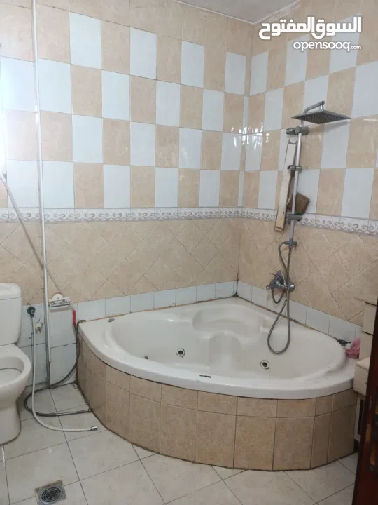 شقة مفروشة للإيجار