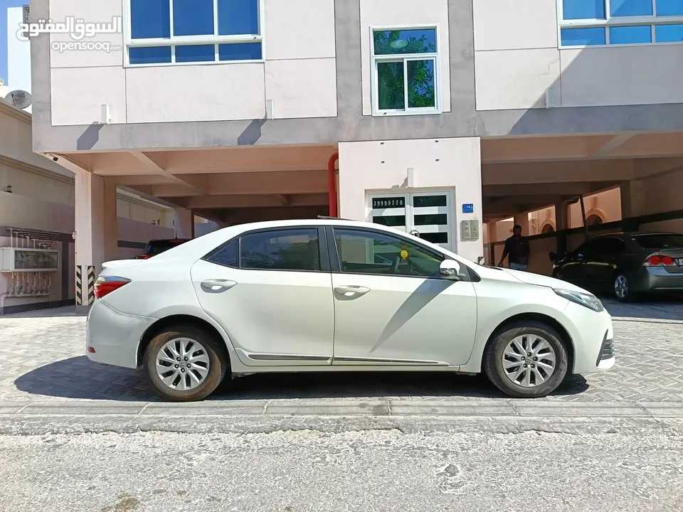 TOYOTA COROLLA 2019 2.0XLI MID OPTION WITH SUNROOF IN EXCELLENT CONDITION FOR SALE