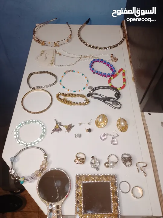 اكسسوارات للبيع المستعجل