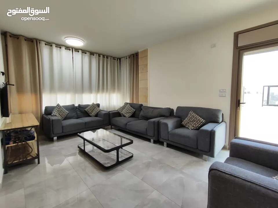 روف فاخر للبيع – بيتونيا  جاهز للسكن فورًا