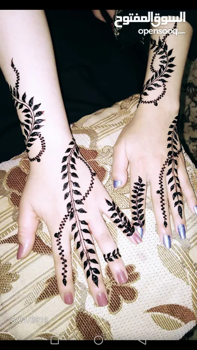 رسم حنة احترافي (الخدمة المنزلية متوفرة)