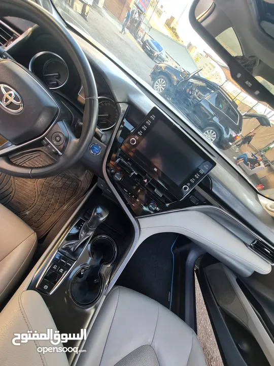 Toyota Camry GLE 2023 - تويوتا كامري 2023 للبيع