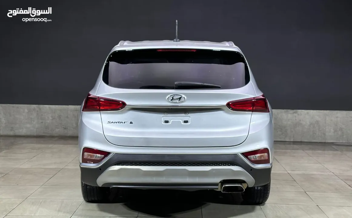 Hyundai Santa Fe  sport, clean car .