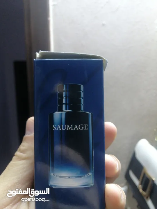 عطور رجالي س جوده عاليه.. سوفاج bossون مليون... الخ... سعر العبوه 7 دنانير.. خصم للكميات... رش وجرب.