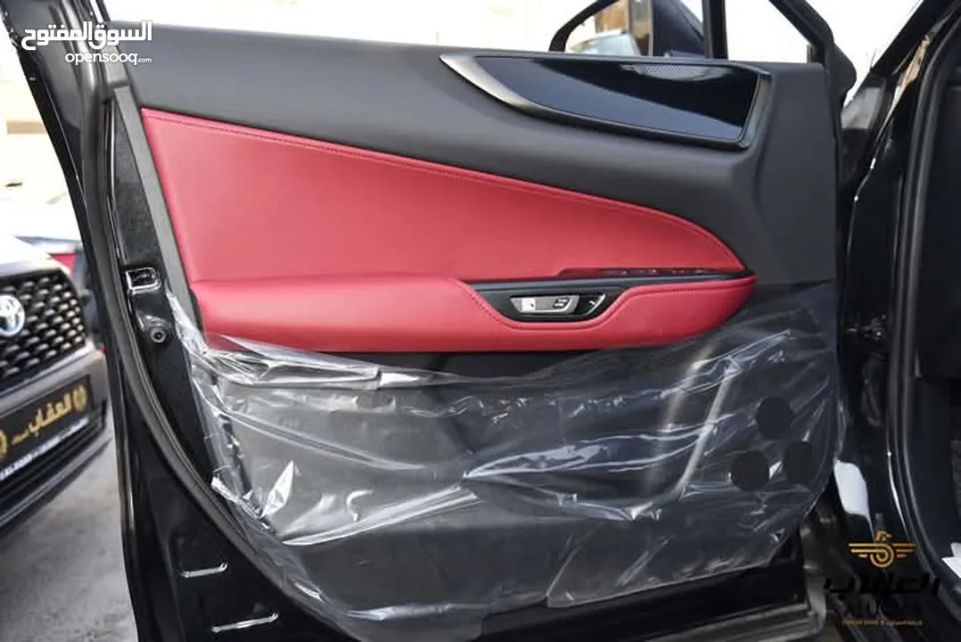 لكزس فاخرة NX 350 موديل 2024 كفالة الشركة عداد زيرو لون اسود مميز