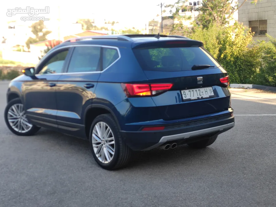 سيات اتيكا فل كامل اضافات للبيع بسعر مغري محرك 1500تربو بنزين اتوماتيك طلاء الشركة المنتجة