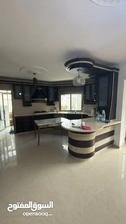 شقة مفروشة للبيع