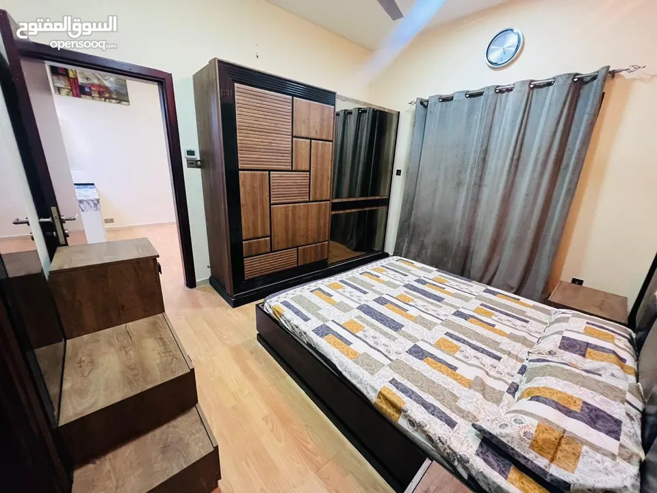 غرفه وصااله مفرووشه بالكامل فرش فندقي للايجار الشهري في ابرااج الستي النعيميه