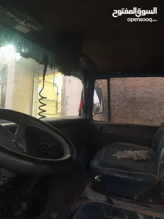 تنك مياه للبيع 813
