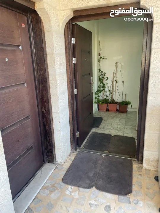 بيت من طابقين كل طابق منفصل
