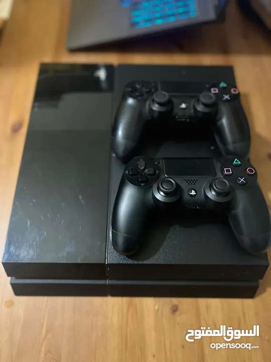 ps4 500gb ( urgent sale)