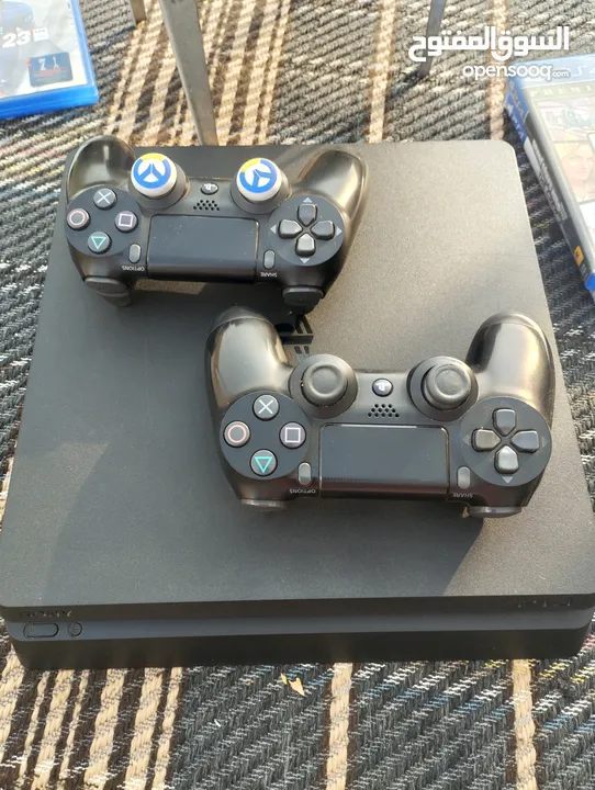 PS4  للبيع بحالة ممتازة جدا