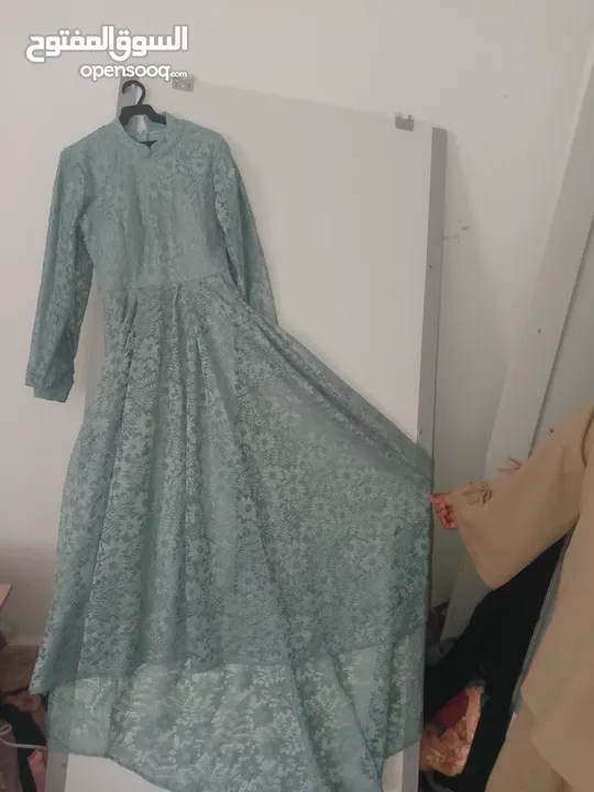 فساتين سهره طويله عدد اثنين