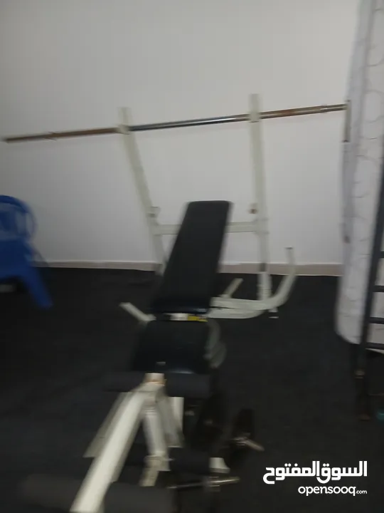جهاز كروس + بنش +بار + وزنات  للبيع