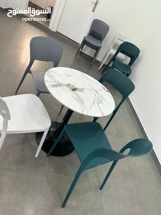 عرض خاص والفترة محدودة كرسي عظم  حصريا لدى مفروشات إميل