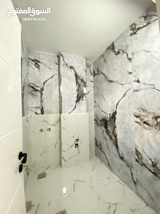 روف للبيع مقابل الأكاديميه مباشره