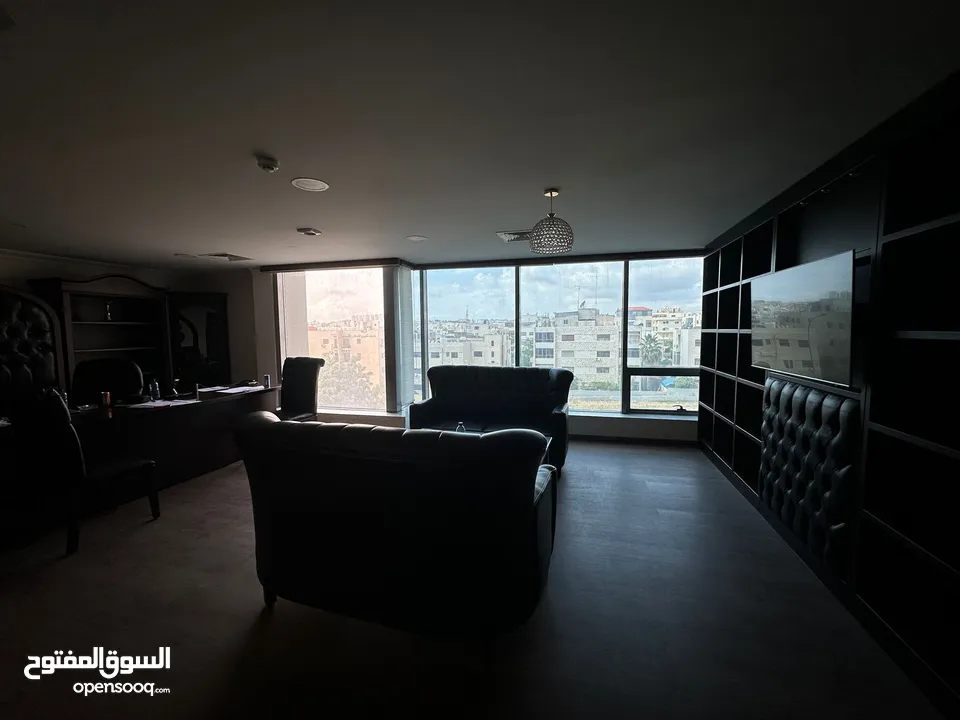 مكتب بمساحة 235 متر مربع للبيع في الصويفيه ( Property 42798 )-174998407