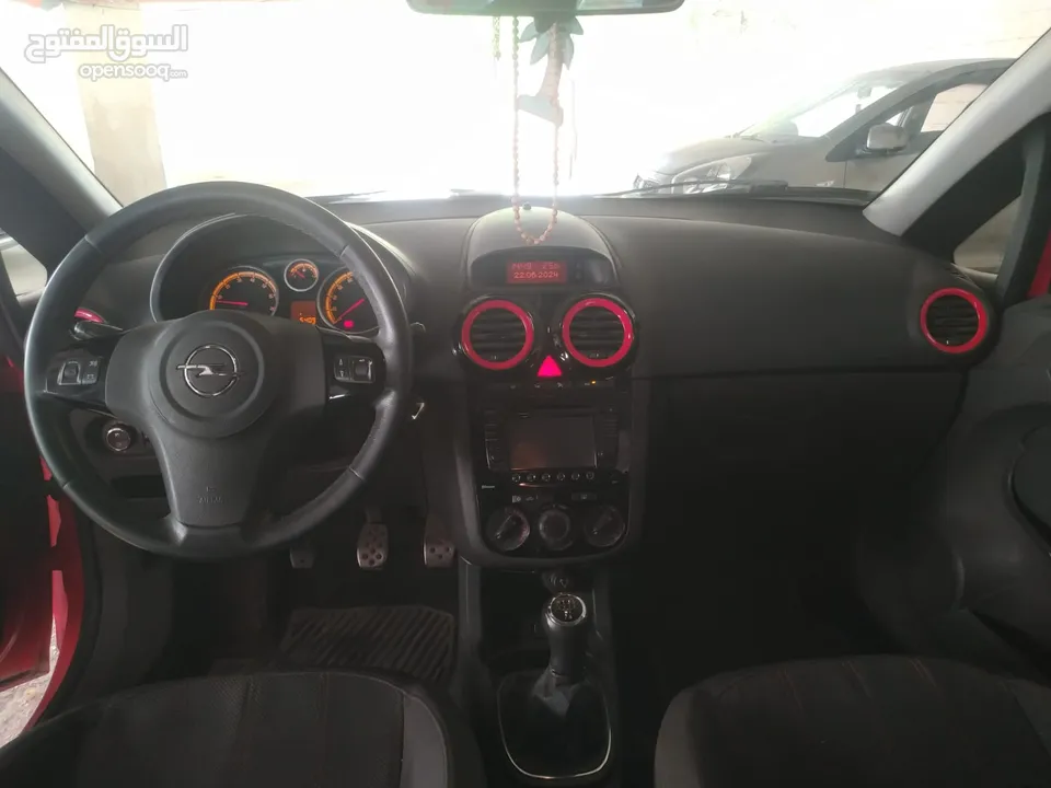 اوبل كورسا 2014