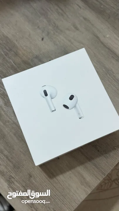 Apple AirPods