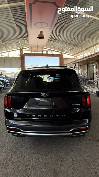 سعر بدون جمركKia sorento Hybrid 2021 ‏ سيارة لا زالت حرة