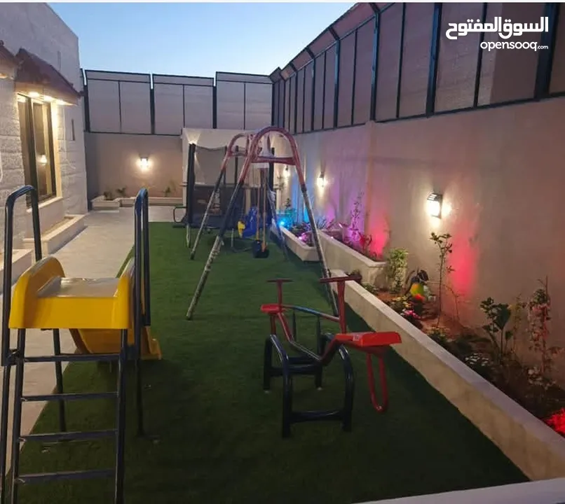 شالية عدد 2 للبيع  و الايجار من المالك نفسه بناء حديث مفروش كامل من اجود الفرش يحتوي على مكيفات
