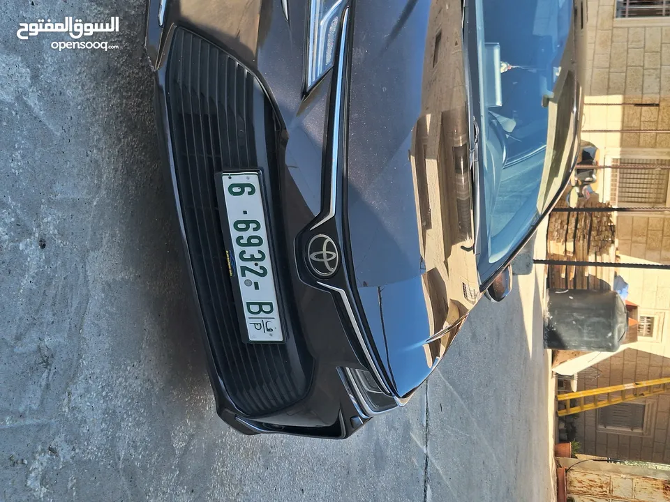 تويوتا كورولا للبيع كاش