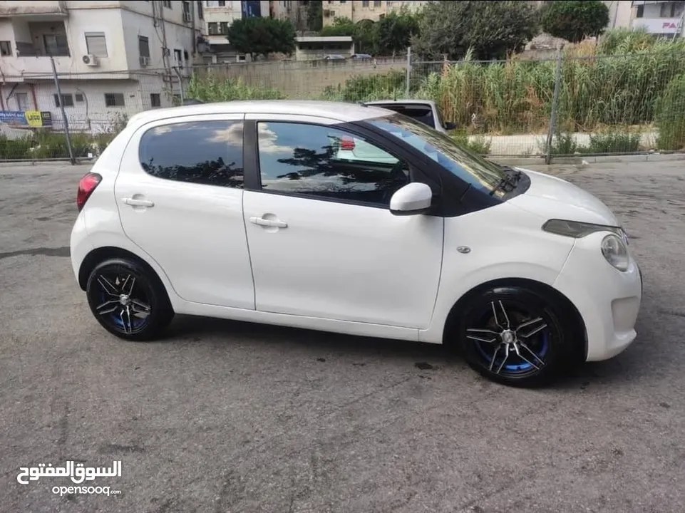 سيارة ستروين c1