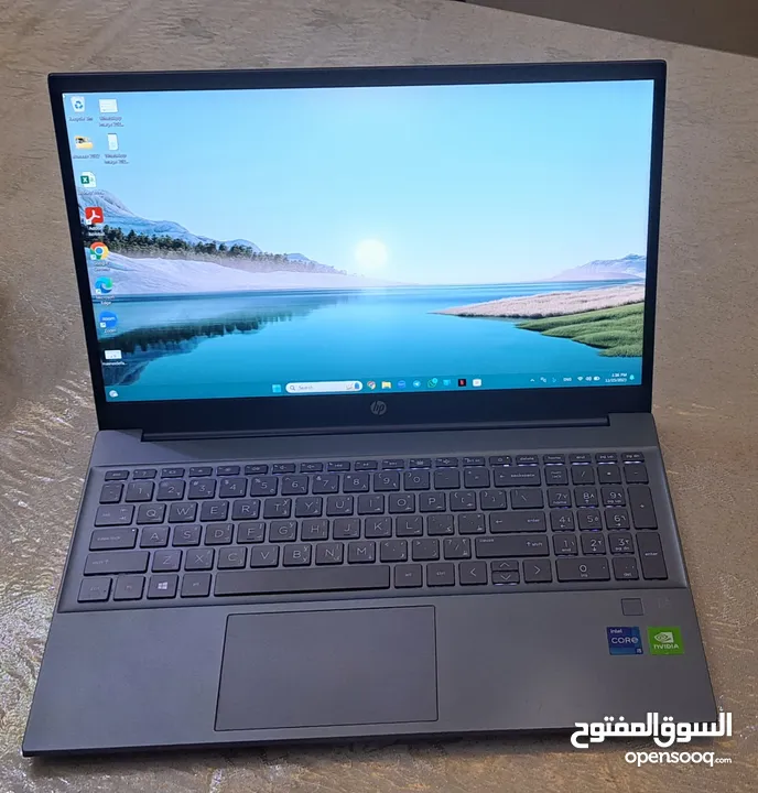 لاب توب HP Pavilion بحالة ممتازة للبيع