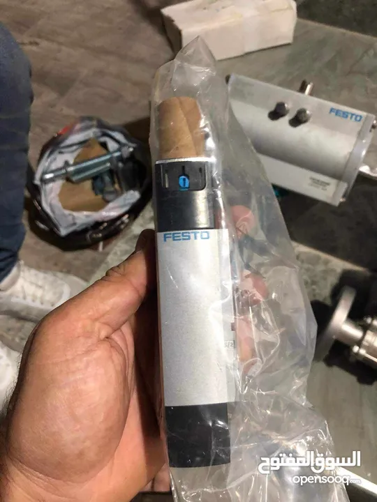 محابس زيت كهربائية